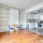 Spacious 1-Bedroom In A Trendy & Lively Area 11Th