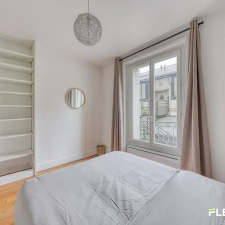 Spacious 1-bedroom In A Trendy & Lively Area 11th Appartamento *