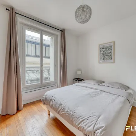 Appartamento Spacious 1-bedroom In A Trendy & Lively Area 11th Parigi